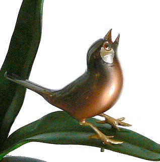 японская бронзовая статуэтка Птичка на листе ириса