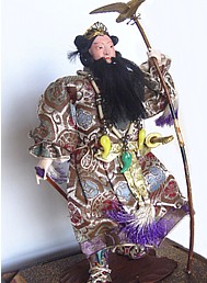 Японский император Дзимму, антикварная кукла