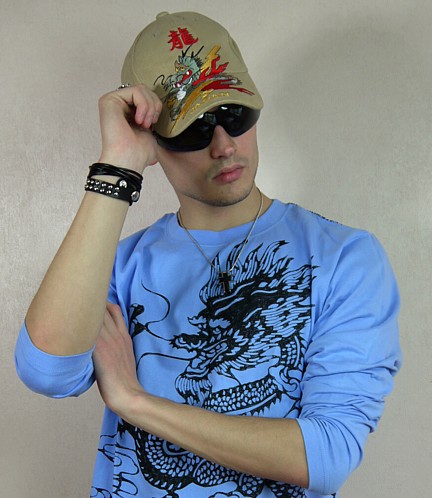 японская бейсболка с вышивкой ДРАКОН